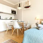 Sloneczny Apartament Z Parkingiem