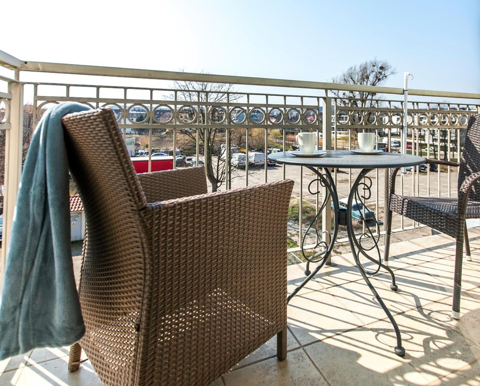 Sloneczny Z Parkingiem Apartament *